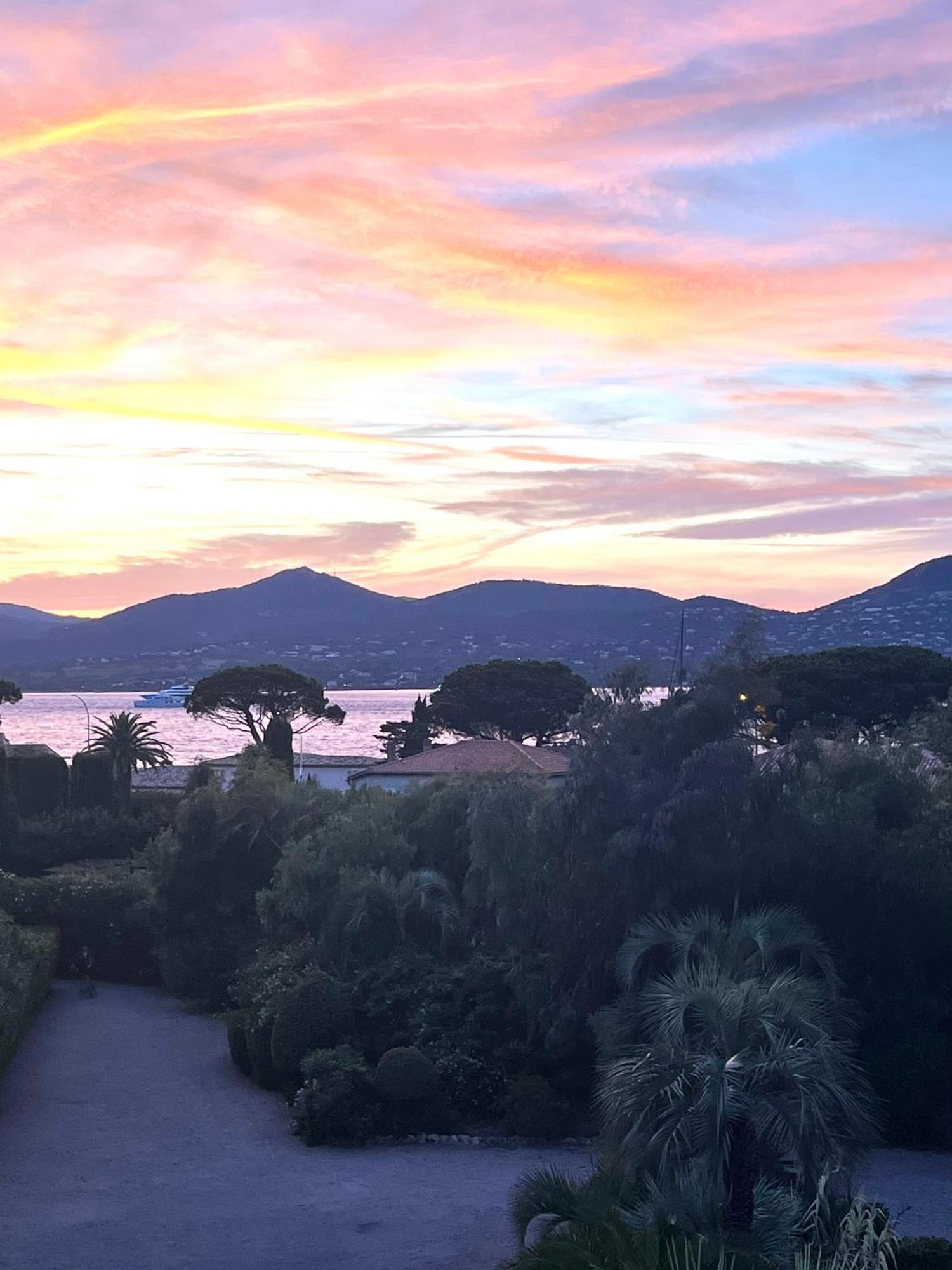 Terrasse Vue Mer - Appartement 6 Pers, 3 Chambres Et Parking A St Tropez Saint-Tropez Exterior photo